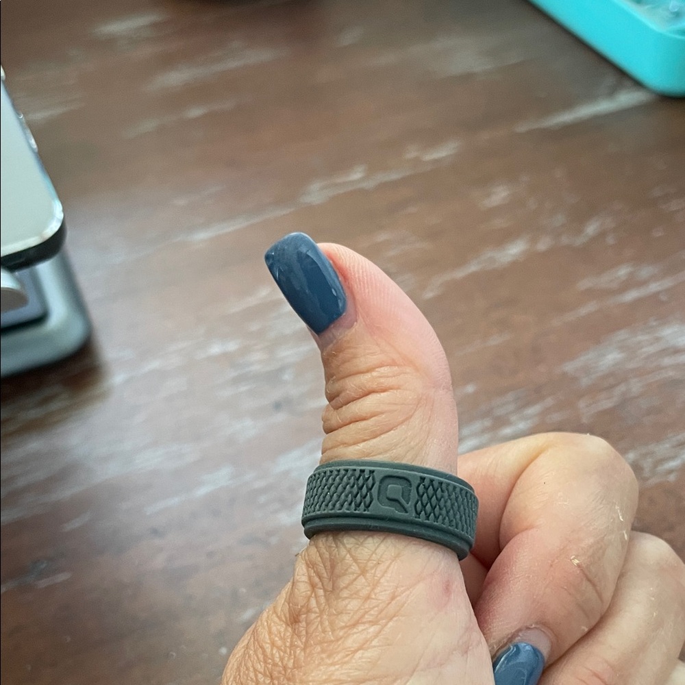 QALO Men's Silicone Ring - Gray size 9 NWOT - Picture 9 of 9